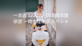 小女友上位，面对镜头咬着嘴唇自己扭动