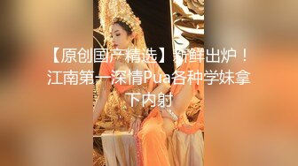 哺乳期的奶妈一个人在家赚外快，奶头都胀大了，全程露脸跟狼友撩骚互动，挤奶子喝骚穴特写，撅着屁股抠逼玩