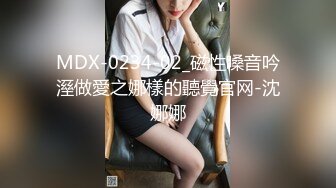 马尾美眉吃鸡啪啪 小哥哥真会玩 开门不见人 洞里伸出个大鸡吧诱惑妹妹 弄的小穴痒痒 被无套输出