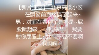 颜值不错的（会所女技师）来大姨妈了也不休息露脸给大叔口活啪啪看她逼还挺嫩的这行应该没干多久