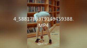 ★☆【快手】126W粉丝大主播【夙愿】388元礼物私拍，一起来看鱼，刷了一个飞机 火箭。就为了看看她的鱼，小鱼吃毛毛 (2)