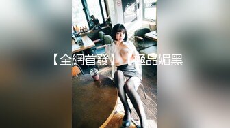 【新片速遞】  前有蚂蟥专吊 今有蚂蟥塞逼 有种动漫里被触手玩弄的感觉 问题是专入子宫怎么出了 