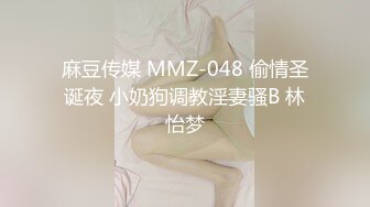 【新片速遞 】  展会女厕蹲守长凳上休息的制服长发美眉❤️终于看到她的大肥鲍