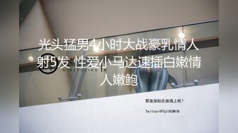 170CM长腿兼职美女  黑丝长裙骑在身上  插嘴乳交穿着高跟鞋操  扶着屁股后入  自己跳蛋震动阴蒂