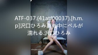 白领公寓宿舍管理员浴室偷放摄像头偷拍两个合租房的美女洗澡奶子还挺大的