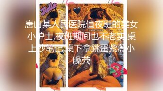 舔阴部和阴蒂，真正的女性高潮。特写视图